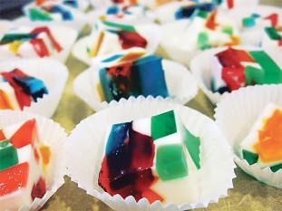 So while I can’t take credit for coming up with this one, I can take credit for the adult version of this. Aren’t they just gorgeous? Adapted from justjennrecipes.com   Recipe: Broken Glass Jello Ingredients 4 – 3 oz boxes…